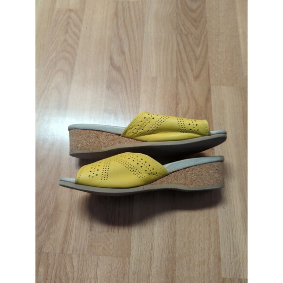 Worishofer Sandals Womens 39 Yellow Leather Cork Wedge Slide Buckle Eyelet - Picture 4 of 8